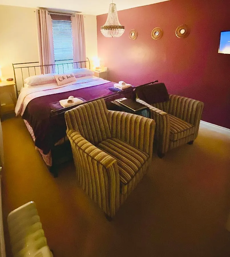 Modern Ground Floor Apartment With Free Parking Very Near Centre Ripon